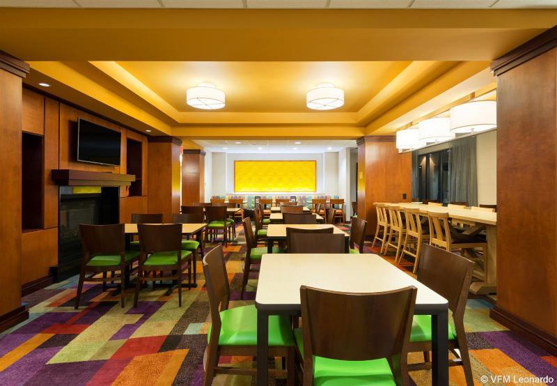 Fairfield Inn & Suites Louisville Downtown Eksteriør bilde