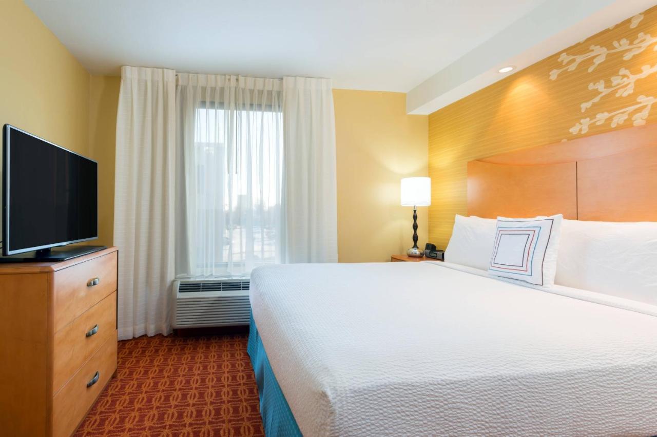 Fairfield Inn & Suites Louisville Downtown Eksteriør bilde
